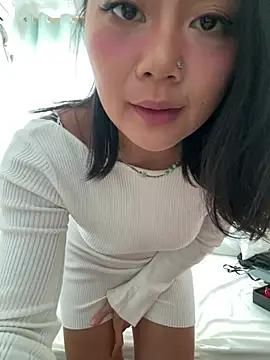 ruanruan05 (F young) - 换战袍