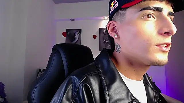 MateoMitchell webcam