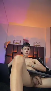 sebastian_reed - Sebastian_Reed's free webcam - UK Sex Cams