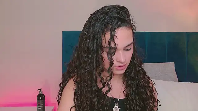 paulinasaint - PaulinaSaint's free webcam - UK Sex Cams