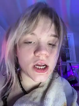 Cutiepiespanks live sex cam