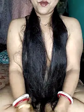 Webcam Model (hornypiu697)  is live.Free join now!