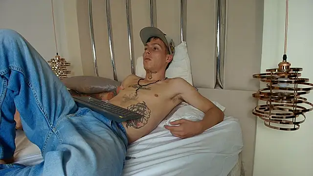 ethan_wolfe - Ethan_Wolfe's free webcam - UK Sex Cams