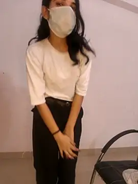 tanzum_khan3202 (F young) - BUY A NEW LEPTOP 💵