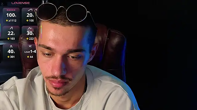 kaydendrew - KaydenDrew's free webcam - UK Sex Cams