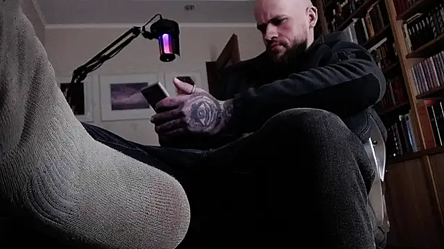 findomjason - FindomJason's free webcam - UK Sex Cams