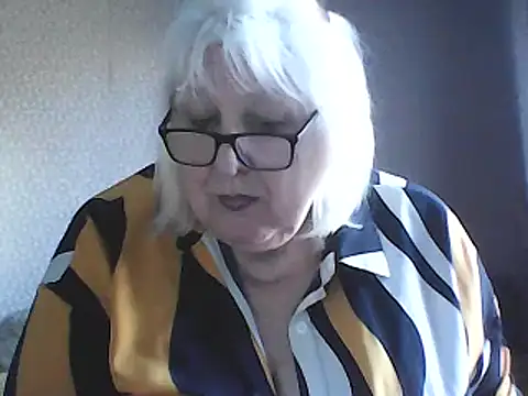 alexia64231 - Alexia64231's free webcam - UK Sex Cams