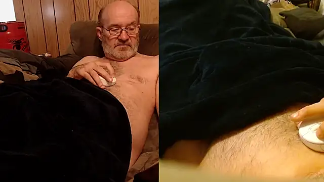 snickers1 - Snickers1's free webcam - UK Sex Cams