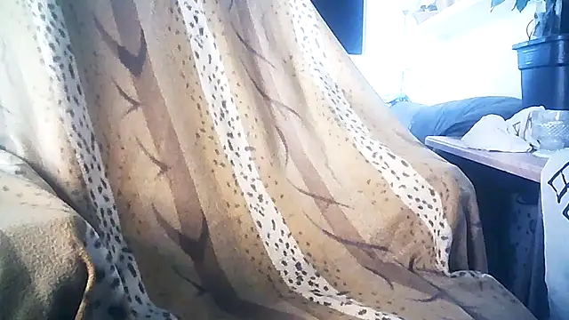 liquidio (Ask my age) - hornyy