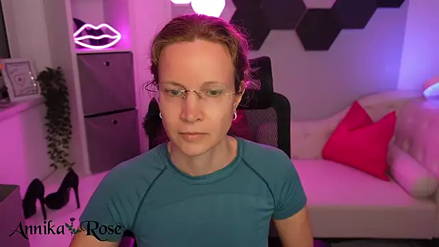 AnnikaRose webcam