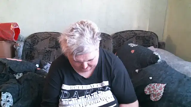 lana555 - Lana555's free webcam - UK Sex Cams