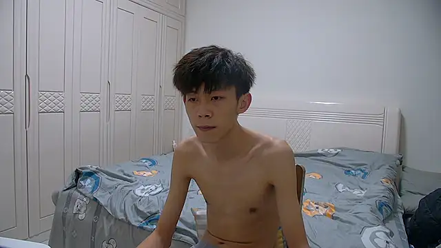 paofu-001 Live Webcam on Stripchat