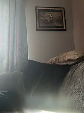 milssweetx (F teen) - Pinch nipples 😋