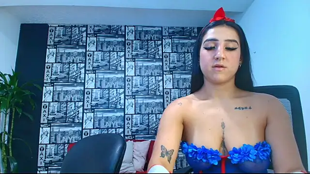 isa_and_natasha - Isa_And_Natasha's free webcam - UK Sex Cams