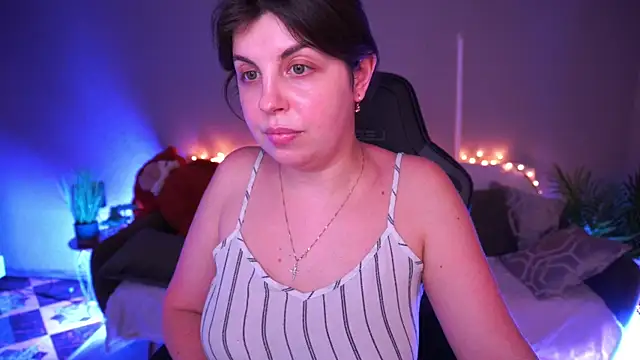 mirandawong - MirandaWong's free webcam - UK Sex Cams