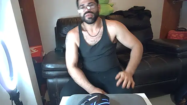 zander823 (M young) - Flex a bit and show off my size