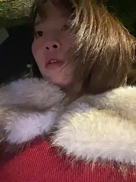 美女littleqiu在线直播