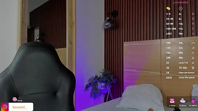 scarlett_rosse_x - Scarlett_rosse_x's free webcam - UK Sex Cams