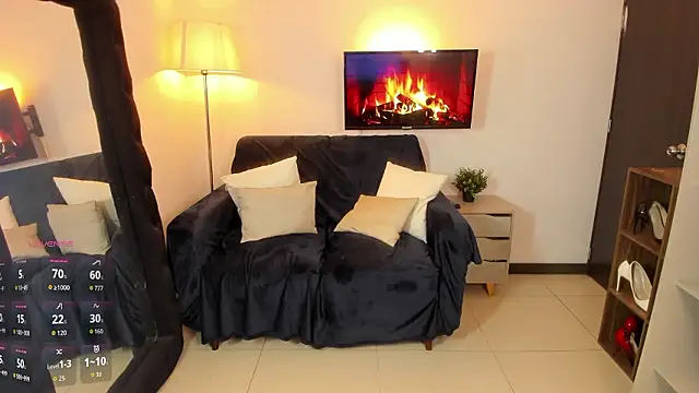 samantha_hot20 - Samantha_hot20's free webcam - UK Sex Cams