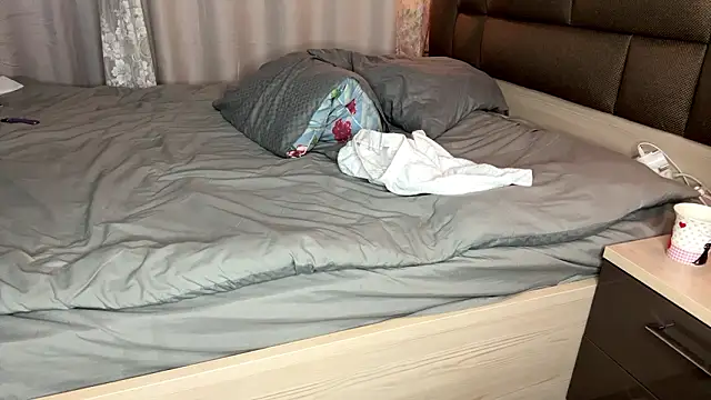 loradavi - LoraDavi's free webcam - UK Sex Cams