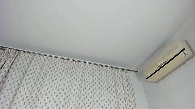 odiiiachavarria - OdiIiaChavarria's free webcam - UK Sex Cams