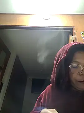 Webcam Model (Scarlet_curly8a)  is live.Free join now!