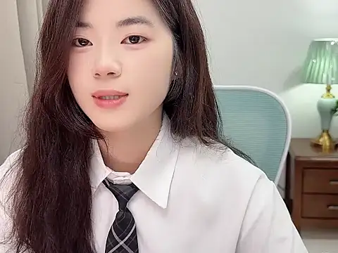 nicole20266 (F teen) - 第三天努力发光，做你的小太阳