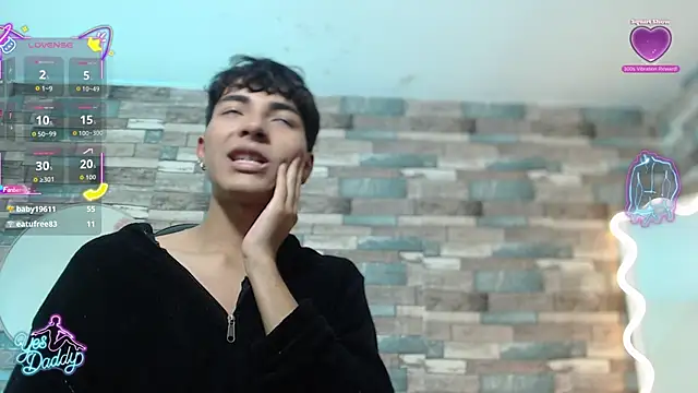 osamu_tay (M twink) - flash cock + spank ass x5