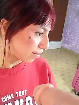 kitty_melodi - Kitty_Melodi's free webcam - UK Sex Cams