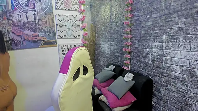 karoll__sex (F young) - RIDE YOUR COCK DEEP AND HARD 🍆😈