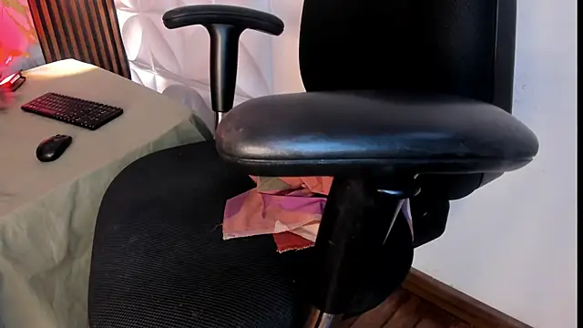 novanight_ (T milf) - slap on the ass x10