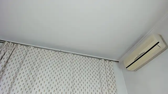 odiiiachavarria (F teen) - outfit show