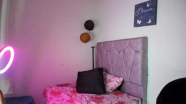 marcela_teen (F teen) - travel arraund the world