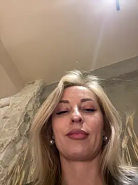 vikabunny1 - VikaBunny1's free webcam