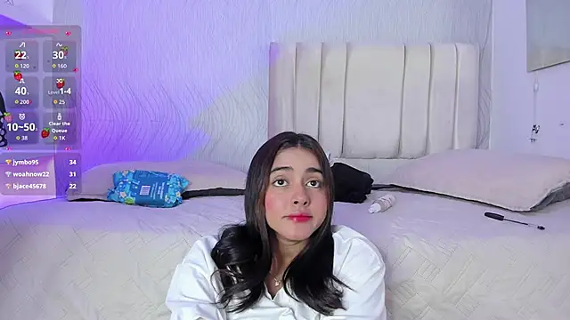 natalia_aguirre1 (F young) - CAMELTOE NEAR TO CAM