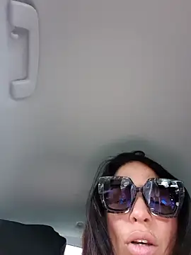 sexy7883 (F milf) - @Nuda/ Naked +7 min control LT