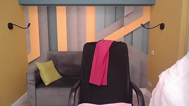 ellalong (F mature) - take off your bra