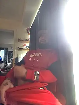 Beardedtattood webcam