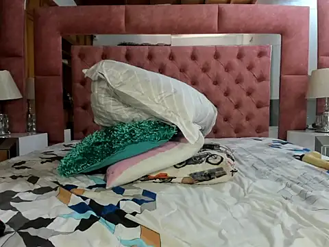 briana_wonder69xxx webcam