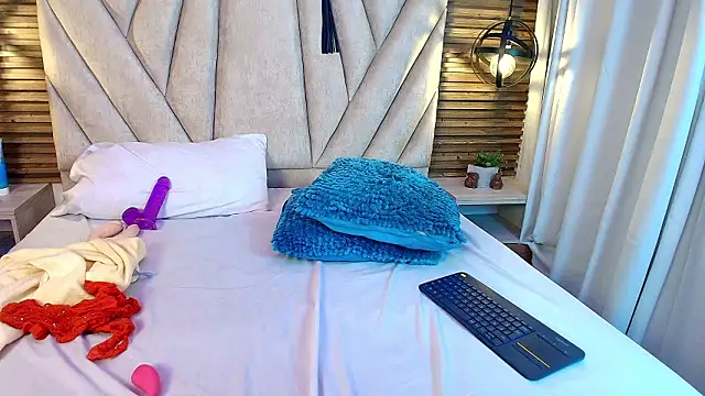 KimberlyFox_t webcam stripchat model stream image