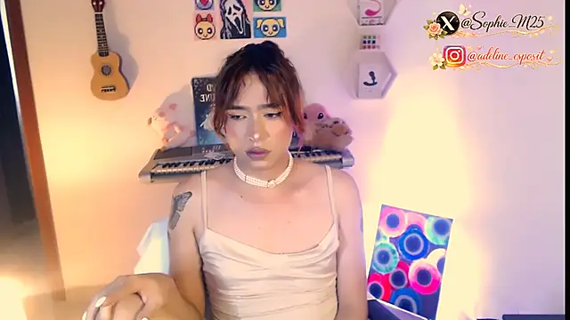 AdelineEsposito live sex cam