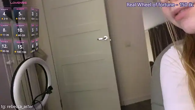 RebeccaAster live sex cam