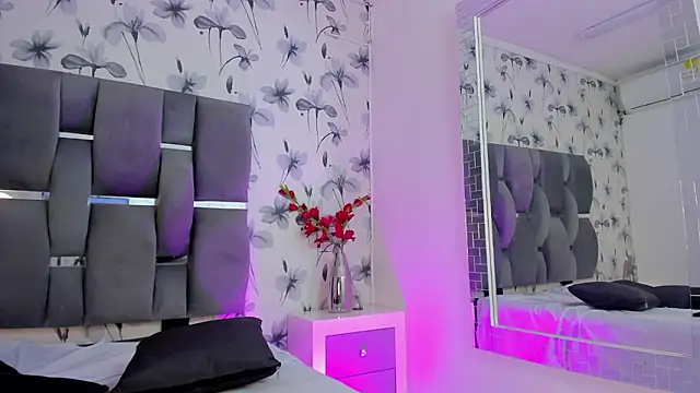 zella_brown (F teen) - I bathe in the shower🔥