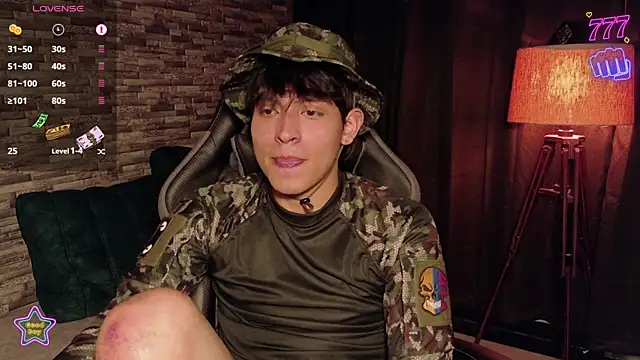 _-lucky-_ - _-Lucky-_'s free webcam - UK Sex Cams