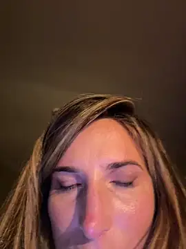 thescorpionfr_ (F young) - Boob and tongue out 😛