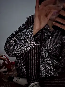 altinya (F young) - Naked public