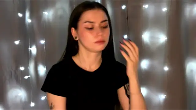 bellarison (F young) - flash pusy