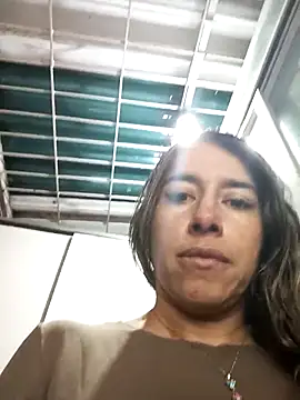 Penelope47 live sex cam