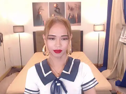 PreciousAmore webcam