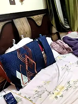 sexey-model21 (F young) - Full Nude Public